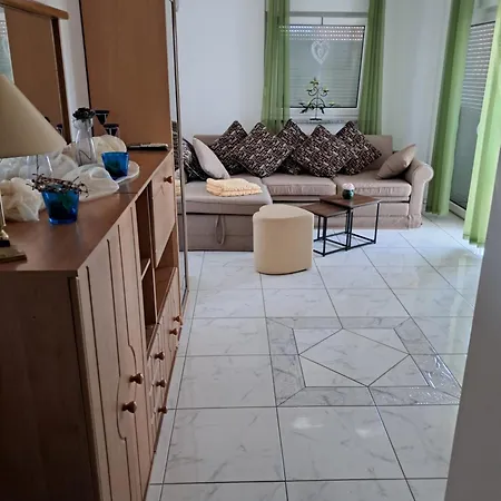 Apartament Lea